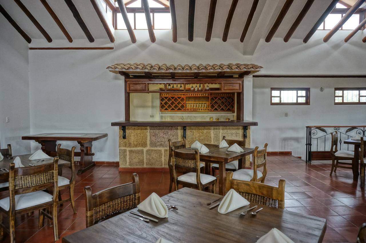 Club Campestre El Bosque De La Villa Villa de Leyva Bagian luar foto