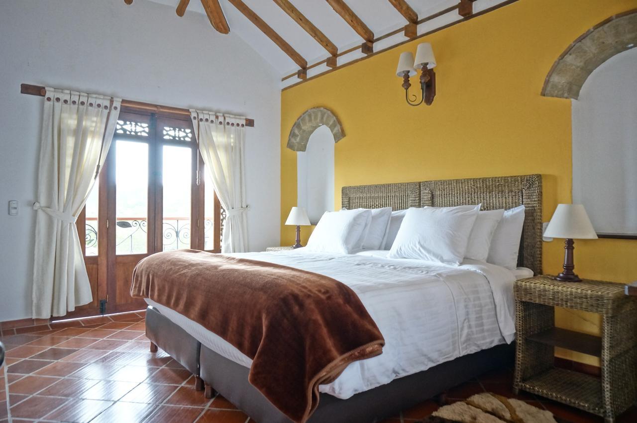 Club Campestre El Bosque De La Villa Villa de Leyva Bagian luar foto